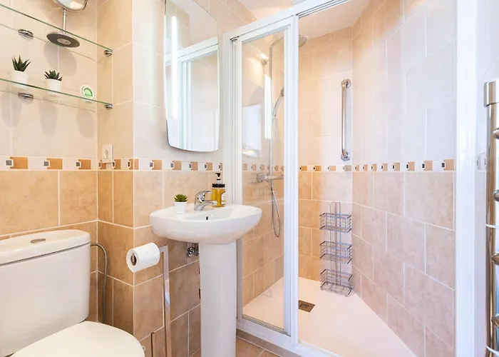 דירה Ensuite Mediterranean Sea Front פואנגירולה
