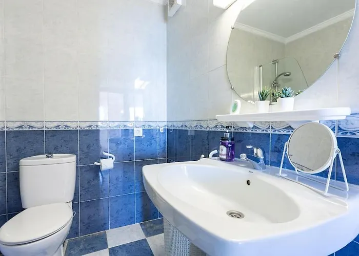 Ensuite Mediterranean Sea Front פואנגירולה